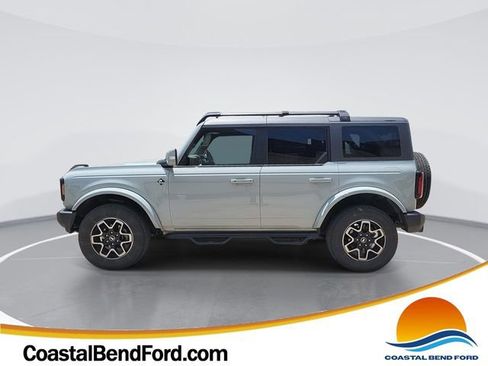 Used 2023 Ford Bronco Outer Banks image 1