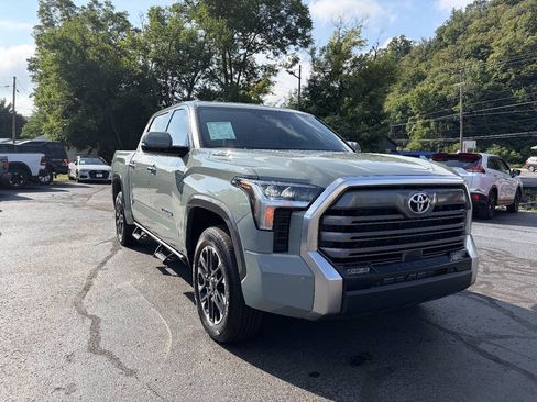 Used 2026 Toyota Tundra Limited AWD/4WD image 2