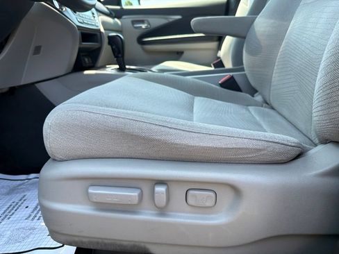 Used 2016 Honda Pilot EX image 16