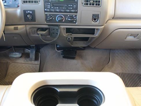 Used 2002 Ford F250 Lariat AWD/4WD image 36