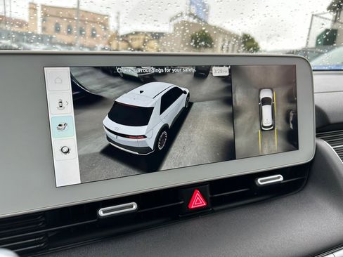 Used 2023 Hyundai Ioniq 5 Limited image 35