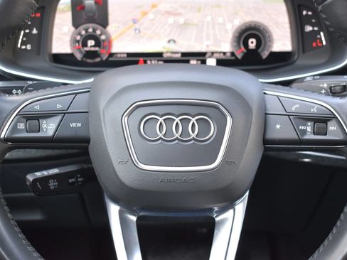 Used 2020 Audi Q7 3.0T Premium Plus w/ Premium Plus Package AWD/4WD image 16