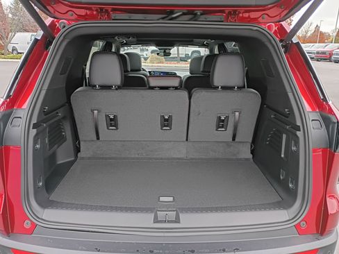 New 2026 Chevrolet Traverse Z71 w/ Driver Confidence Package image 25