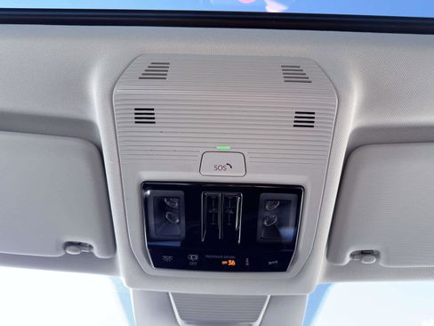 New 2026 Volkswagen Tiguan SE AWD/4WD image 14
