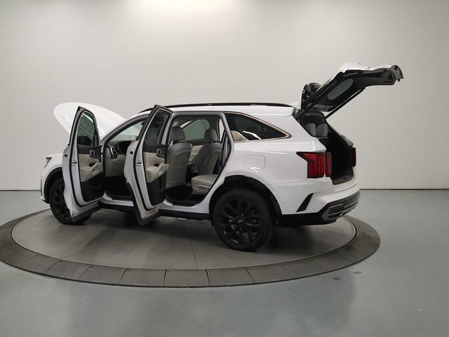 Used 2021 Kia Sorento SX AWD/4WD image 12
