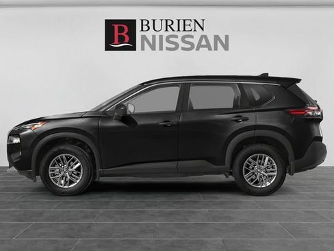 Used 2023 Nissan Rogue S AWD/4WD image 3