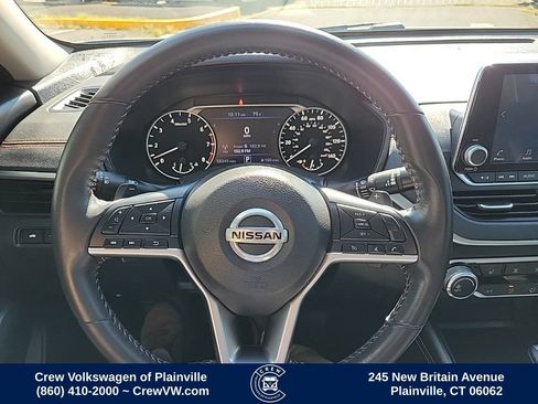 Used 2022 Nissan Altima 2.5 SR w/ Midnight Edition Package FWD image 5