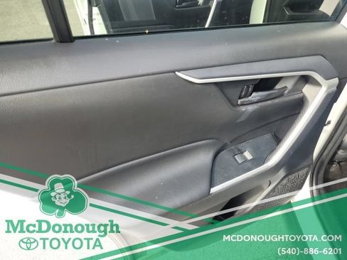 Used 2024 Toyota RAV4 LE AWD/4WD image 14
