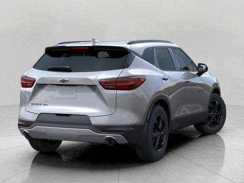 New 2026 Chevrolet Blazer LT image 4