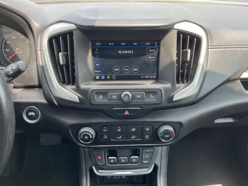Used 2018 GMC Terrain SLE FWD image 10