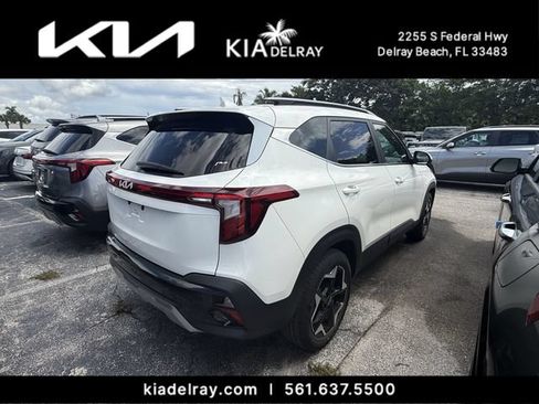 Certified 2024 Kia Seltos EX FWD image 2
