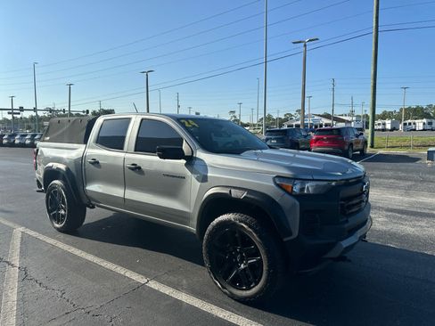 Used 2024 Chevrolet Colorado Trail Boss w/ Technology Package AWD/4WD image 7