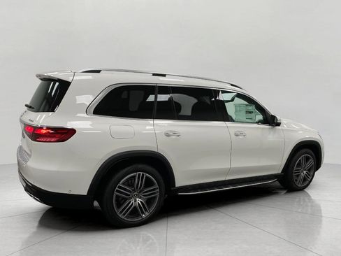 New 2026 Mercedes-Benz GLS 450 4MATIC image 2