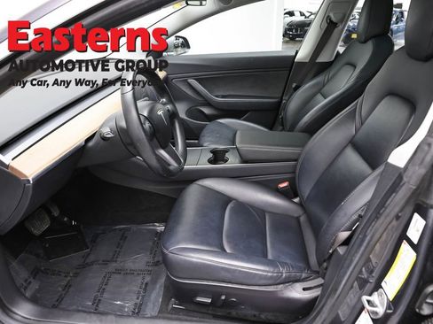 Used 2018 Tesla Model 3 Long Range image 14