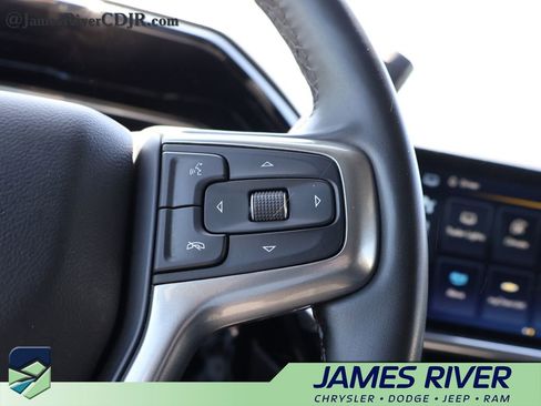 Used 2025 Chevrolet Silverado 1500 LT AWD/4WD image 27