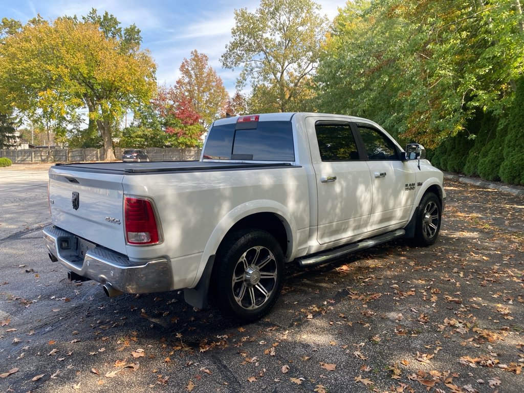 Used 2015 RAM 1500 Laramie w/ Convenience Group AWD/4WD image 5