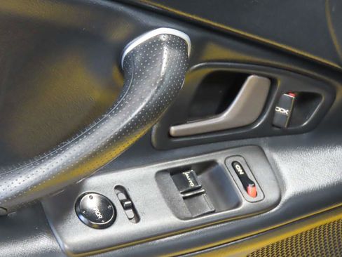 Used 2006 Honda S2000 image 14