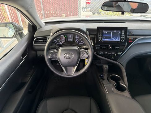 Used 2024 Toyota Camry SE FWD image 14