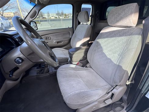Used 2003 Toyota Tacoma 4x4 Xtracab V6 image 11