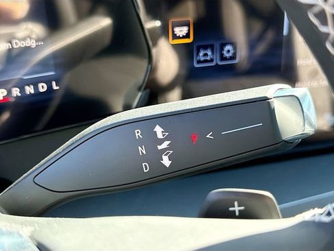 New 2026 Chevrolet Traverse LT w/ Midnight/Sport Edition image 18