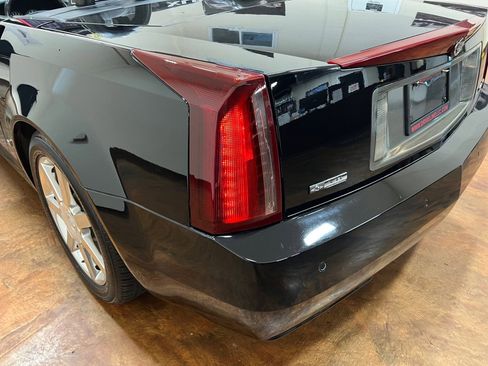 Used 2008 Cadillac XLR RWD image 54