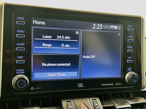 Used 2020 Toyota RAV4 XLE Premium FWD image 13
