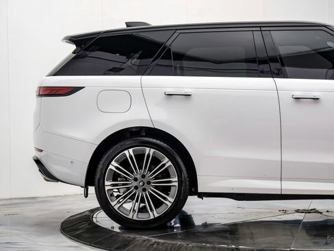 Used 2025 Land Rover Range Rover Sport Dynamic SE AWD/4WD image 20