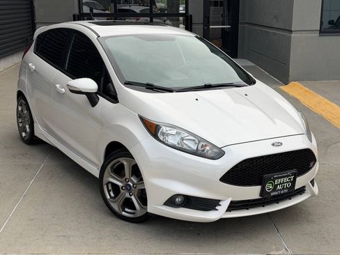 Used 2018 Ford Fiesta ST FWD image 6