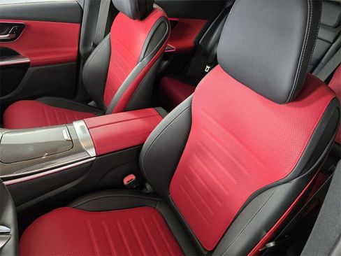 New 2026 Mercedes-Benz GLC 300 4MATIC image 8