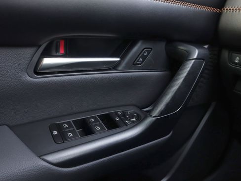 Certified 2025 MAZDA CX-50 2.5 Hybrid w/ Weather Package image 21