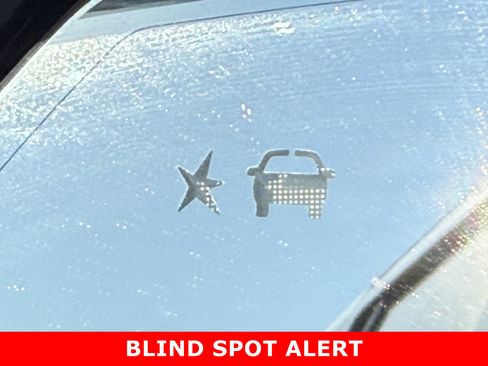 Used 2021 Chevrolet Suburban Premier image 29