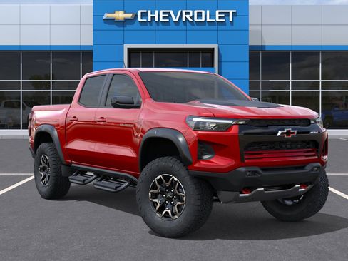 New 2026 Chevrolet Colorado ZR2 w/ Technology Package AWD/4WD image 7