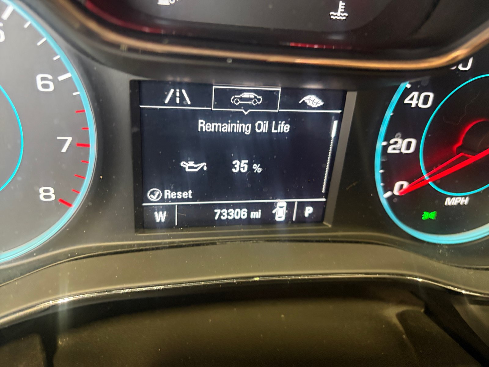 Used 2017 Chevrolet Cruze LT FWD image 15