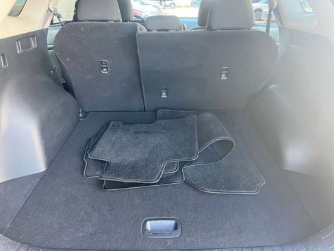 Used 2025 Kia Sportage LX image 31