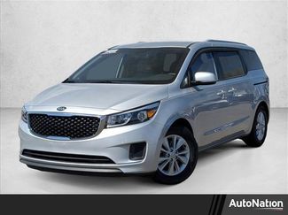Used 2015 Kia Sedona LX video 1