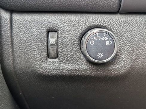 Used 2021 Chevrolet Colorado LT w/ Fleet Safety Package RWD image 29