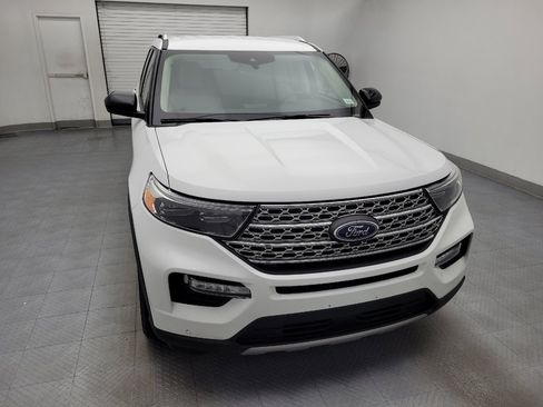 Used 2023 Ford Explorer Limited AWD/4WD image 14