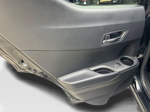 Used 2021 Toyota C-HR LE FWD image 37