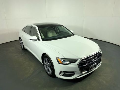 Certified 2025 Audi A6 Premium Plus w/ Premium Plus Package image 29
