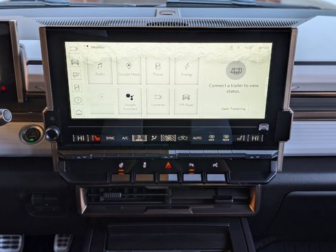 Used 2024 GMC Hummer EV 2X w/ LPO, Sport Package image 27