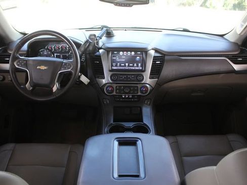 Used 2018 Chevrolet Tahoe LT image 23