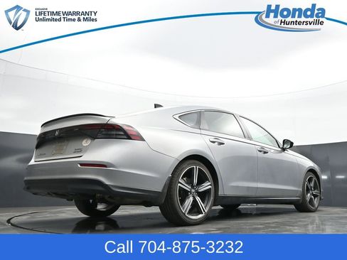 Used 2024 Honda Accord Sport image 29