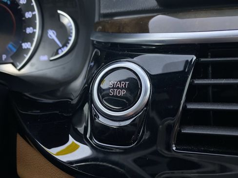 Used 2018 BMW 530e xDrive 530e xDrive iPerformance image 9