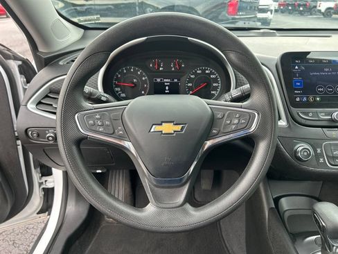 Used 2023 Chevrolet Malibu LS FWD image 21