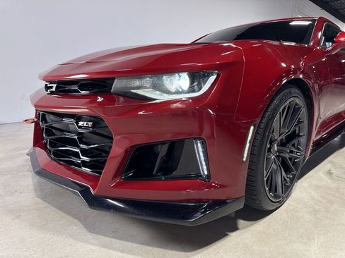 Used 2018 Chevrolet Camaro ZL1 RWD image 10