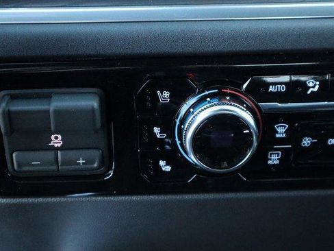 New 2026 GMC Sierra 1500 SLT w/ SLT Premium Package image 38