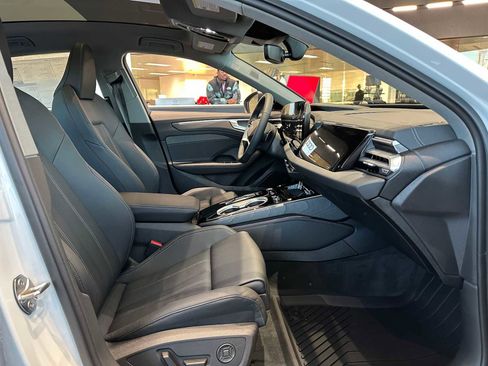 New 2026 Audi A6 Premium Plus image 10