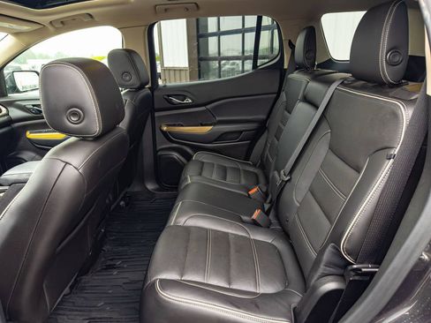 Used 2019 GMC Acadia Denali FWD image 9