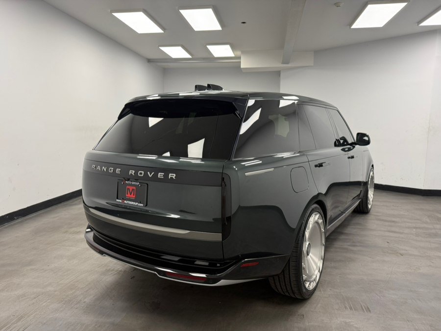 Used 2023 Land Rover Range Rover Long Wheelbase SE AWD/4WD image 8