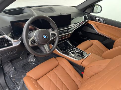 Used 2026 BMW X5 xDrive40i w/ M Sport Package image 6